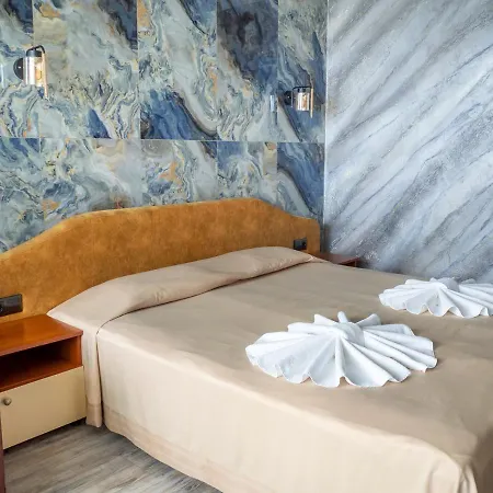 Petar And Pavel & Relax Center 3* Pomorie