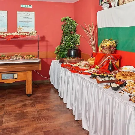 Petar And Pavel & Relax Center 3* ポモリエ