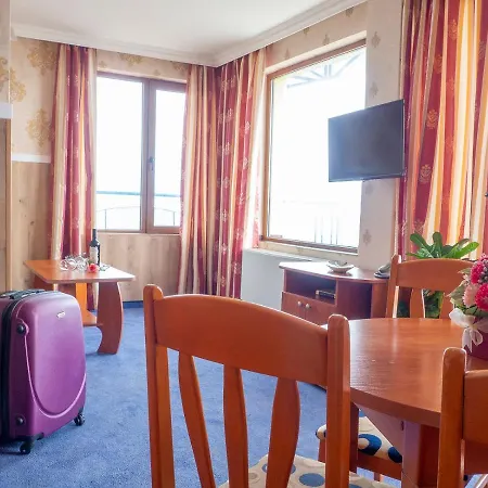 ホテル Petar And Pavel & Relax Center ポモリエ