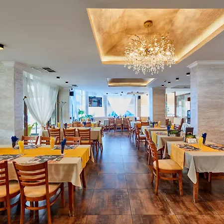 Petar And Pavel & Relax Center Отель Поморие