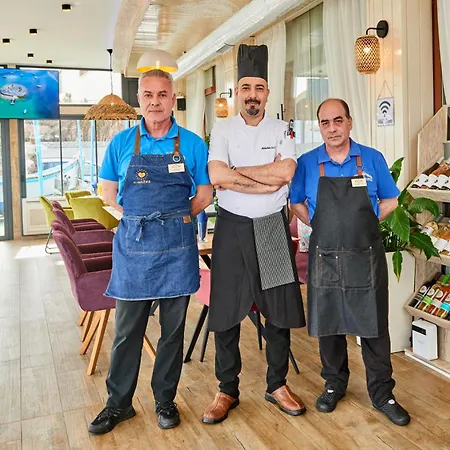 Petar And Pavel & Relax Center Отель 3*