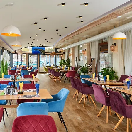 Petar And Pavel & Relax Center ホテル ポモリエ